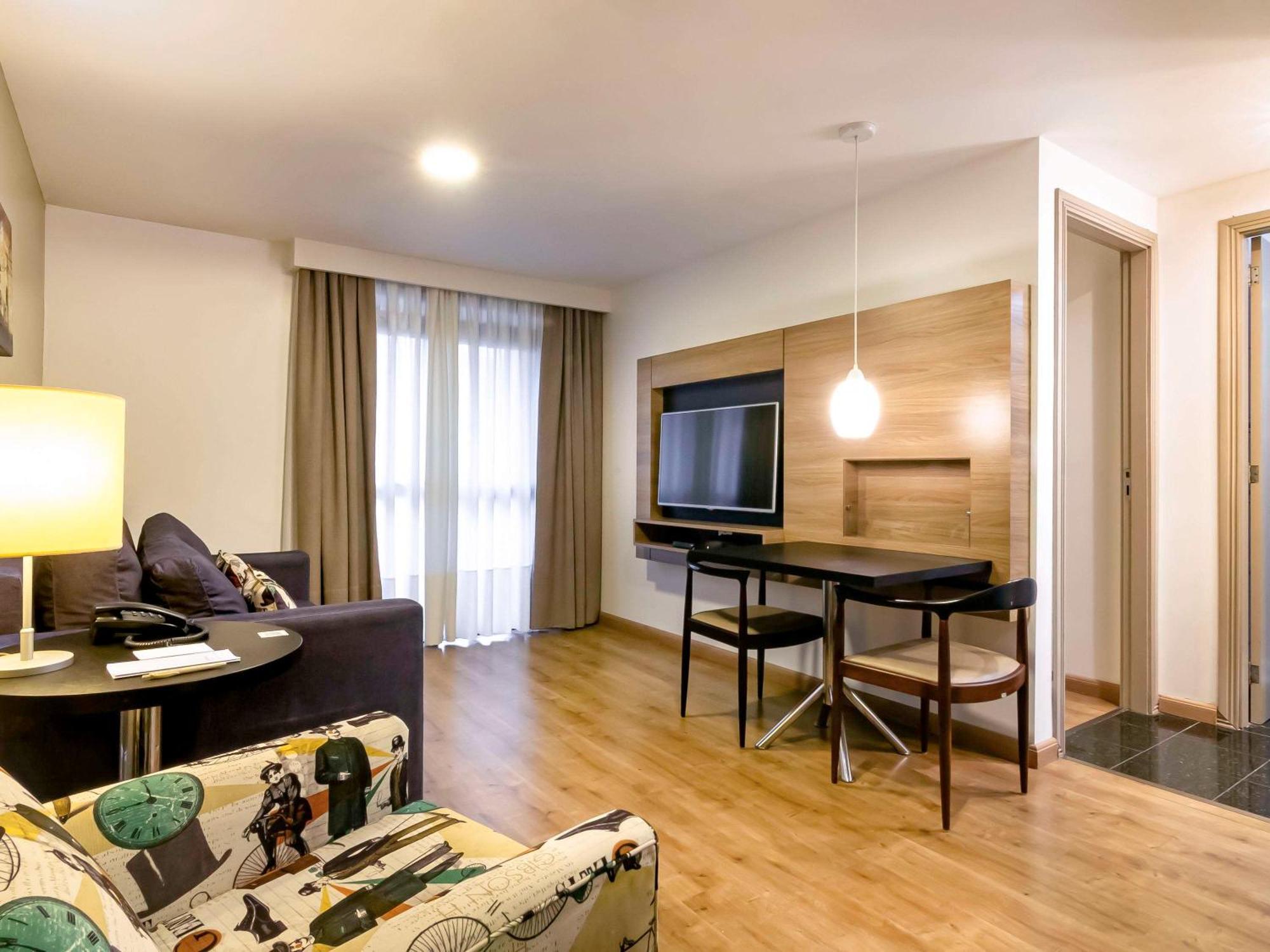 Mercure Curitiba 7 De Setembro Luaran gambar