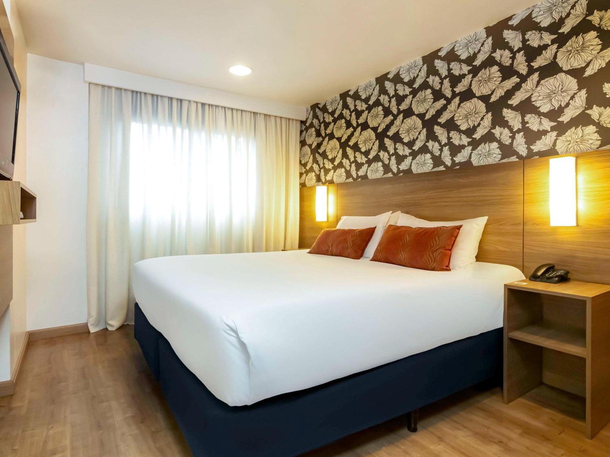 Mercure Curitiba 7 De Setembro Luaran gambar